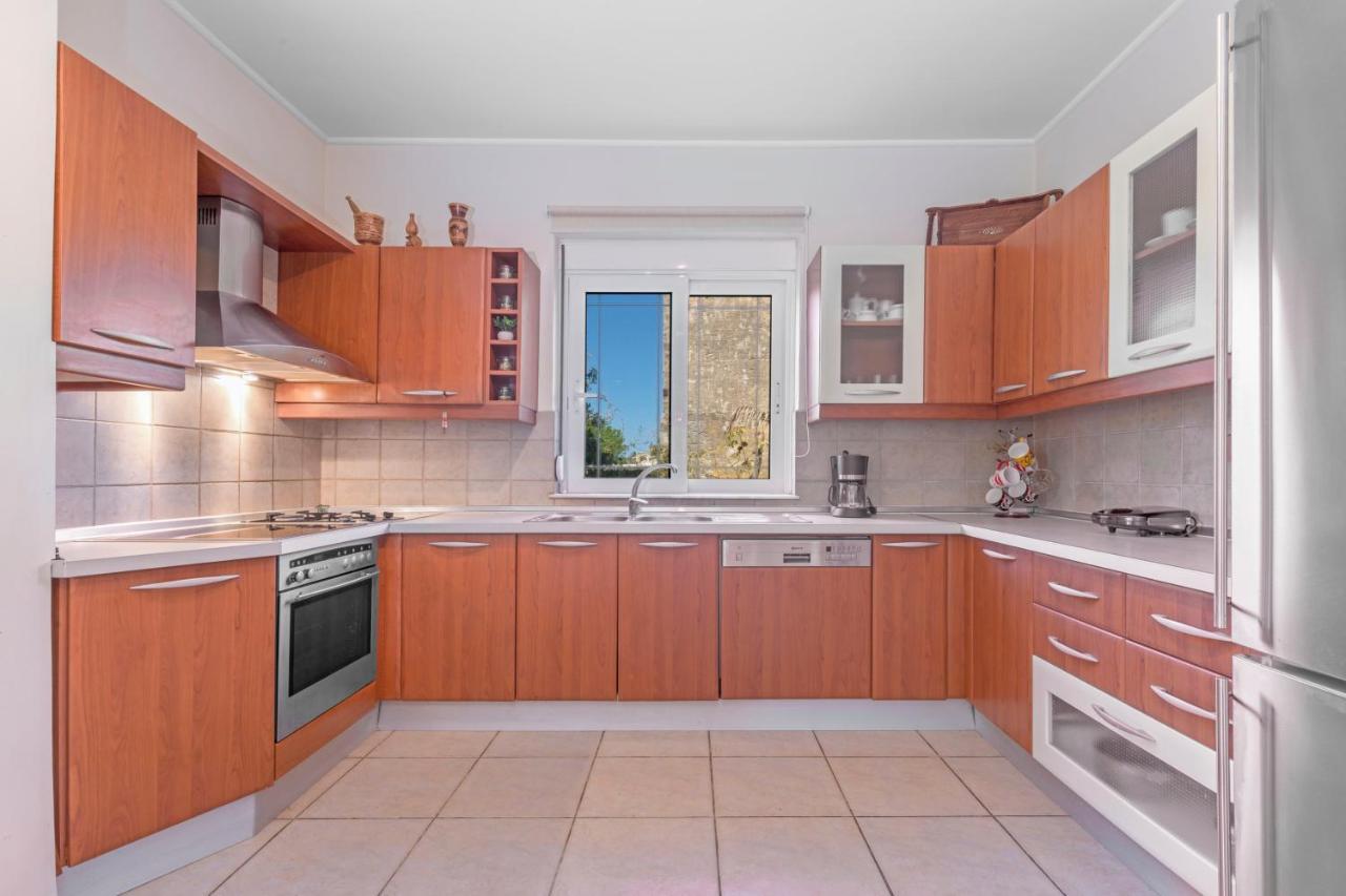 הוילה איקסיה Lina'S Amazing House In Ialysos מראה חיצוני תמונה
